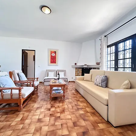 Vista Golf By Becherish Villa Bicas