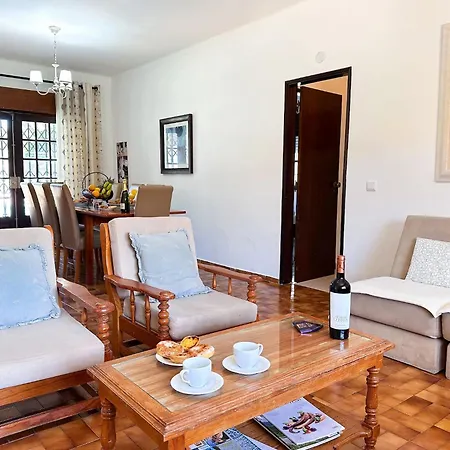 Vista Golf By Becherish Bicas