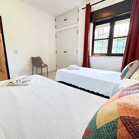 Vista Golf By Becherish